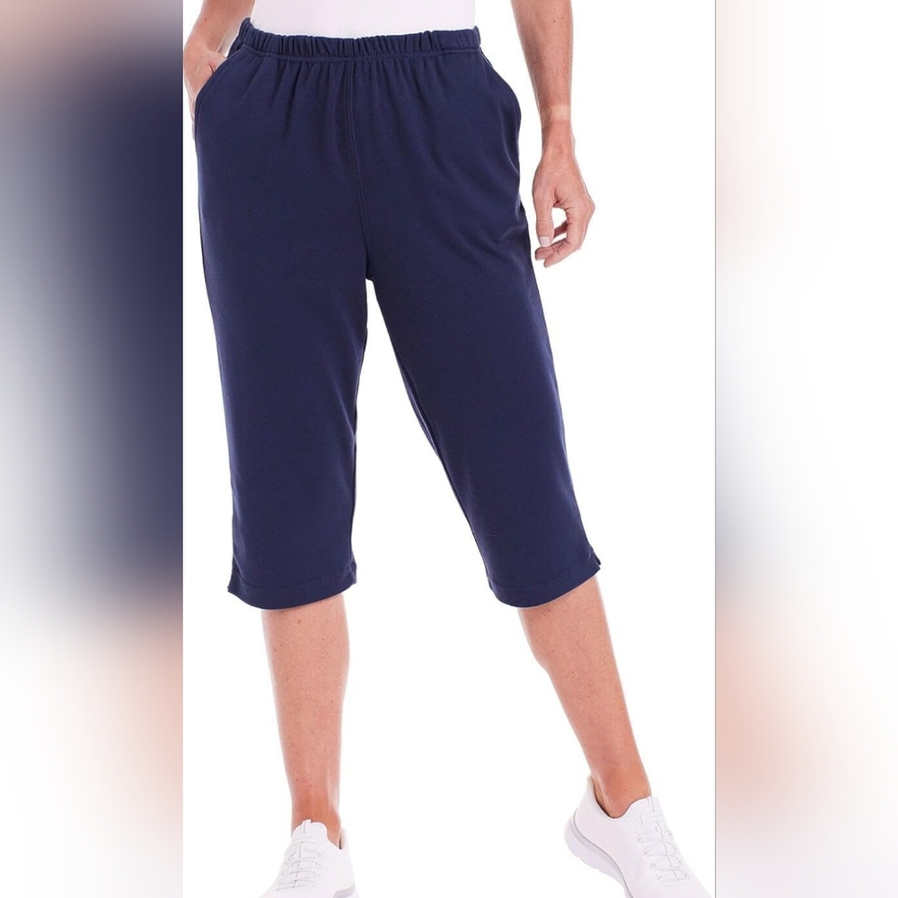 Navy Knit Capris